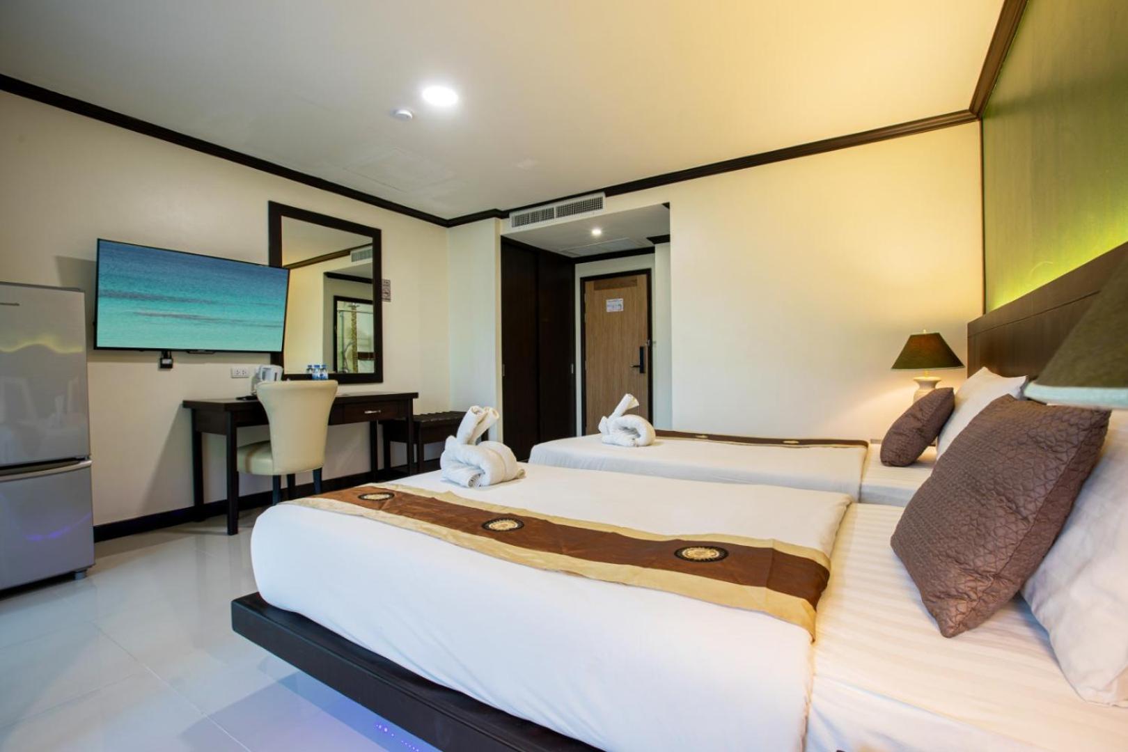 Orchid Garden Hotel Patong Exterior foto