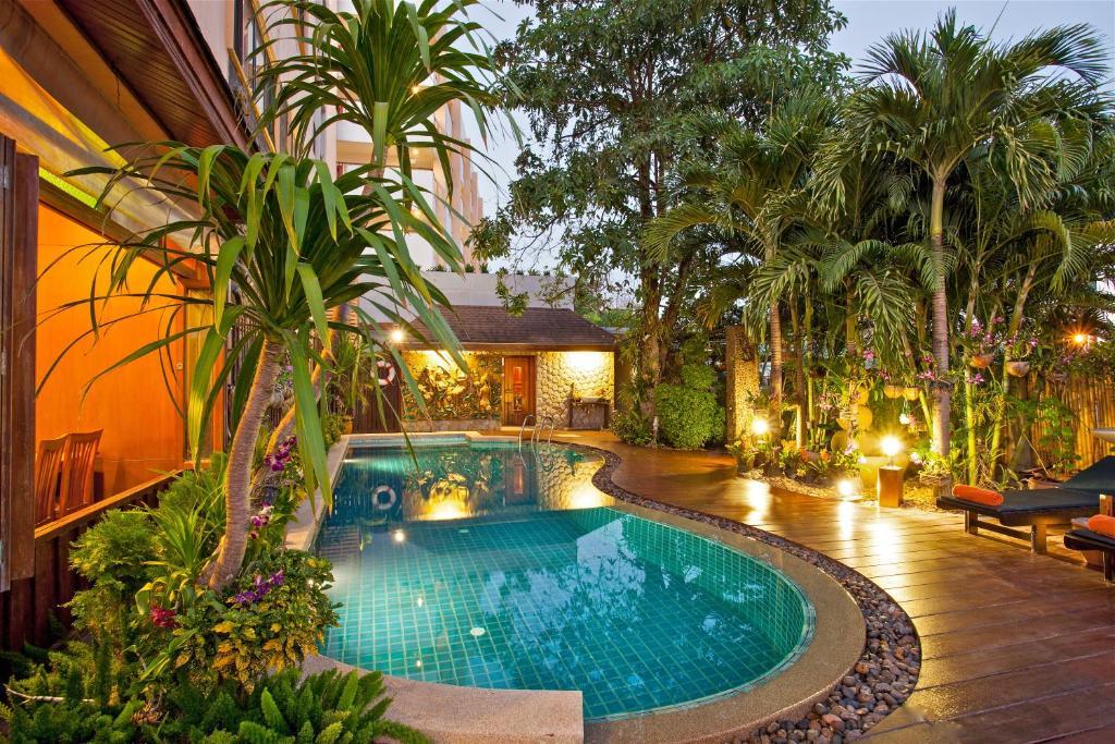 Orchid Garden Hotel Patong Exterior foto